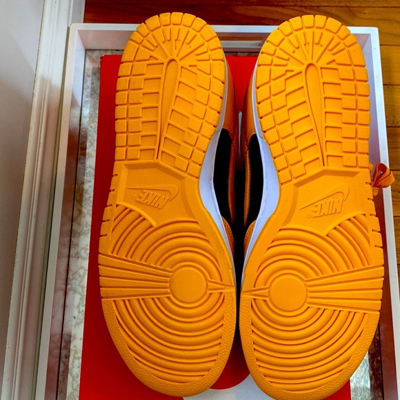 Nike Dunk Low Retro size 10 black goldenrod white brand new in box Nike Dunks - Picture 5 of 8